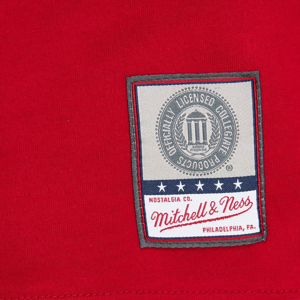 Alabama Crimson Tide - NCAA Double Clutch Premium Logo T-Shirt