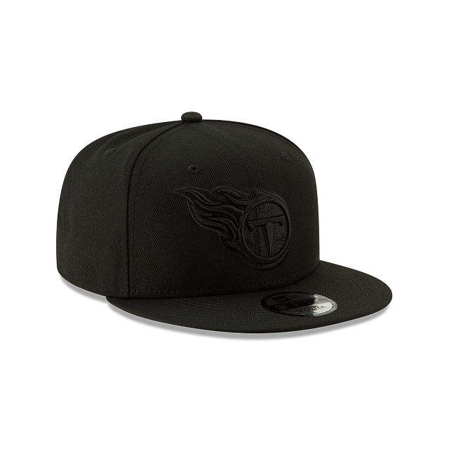Tennessee Titans - Black on Black 9Fifty Basic Snapback Hat, New Era