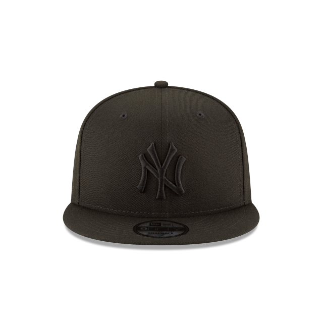 New Era New York Yankees Black On Black Snapback Cap 9fifty Limited Edition  : Sports & Outdoors 