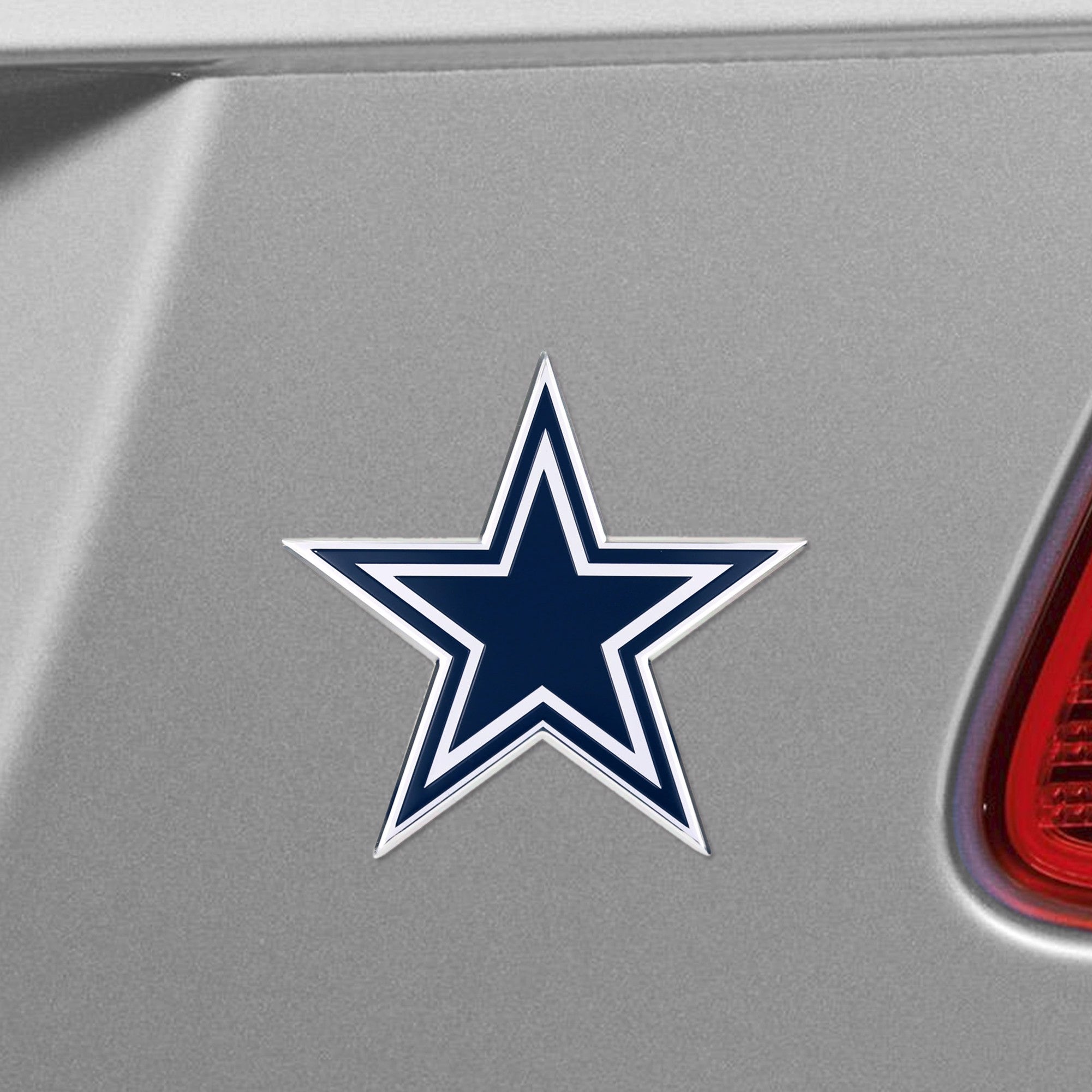 Dallas Cowboys - Logo Embossed Color Emblem