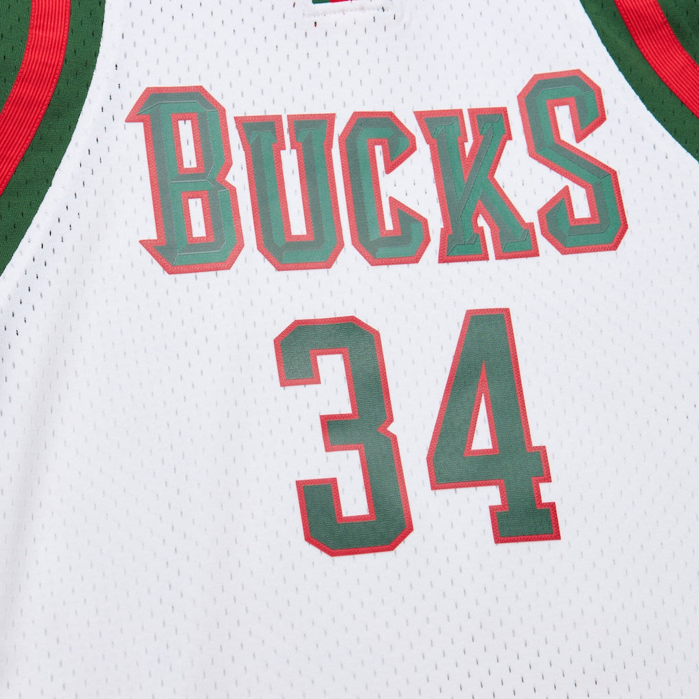 Milwaukee Bucks - Giannis Antetokounmpo 2013-14 White Swingman Jersey