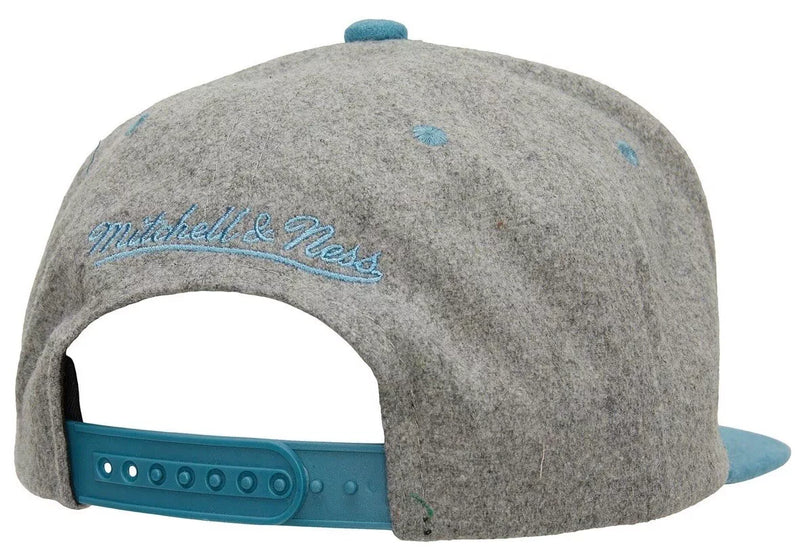 North Carolina Tar Heels - NCAA Grey/Blue Melton Patch Snapback Hat