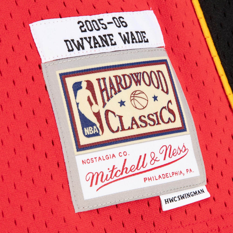 Miami Heat Alternate Dwyane Wade 2005-06 Swingman Jersey