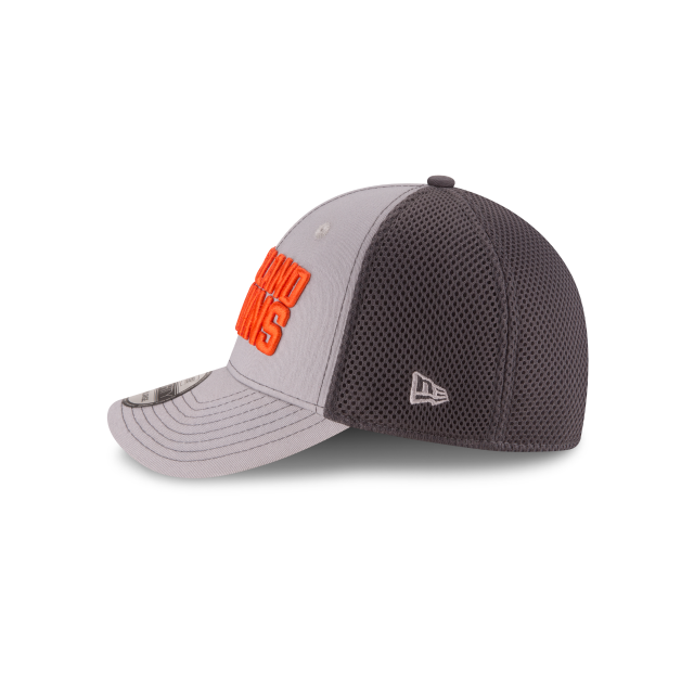 Cleveland Browns - Gray & Graphite Grayed Out Neo 2 39Thirty Flex Hat, New Era