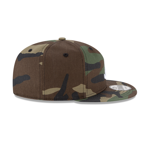 Atlanta Braves - Basic Camouflage 9Fifty Snapback Hat, New Era