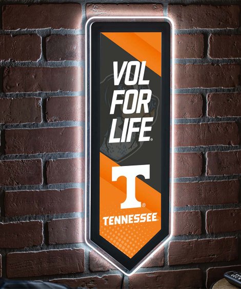 Tennessee Volunteers: Pennant Led Wall Decor