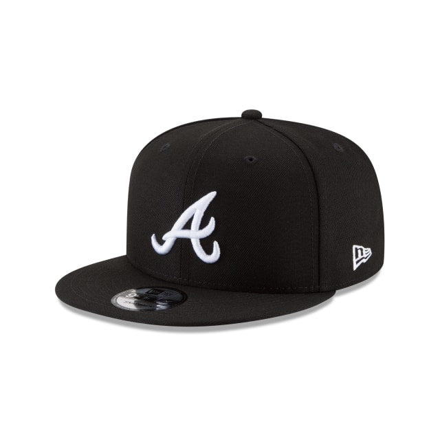 Atlanta Braves - Basic Snap 9Fifty Black Hat, New Era