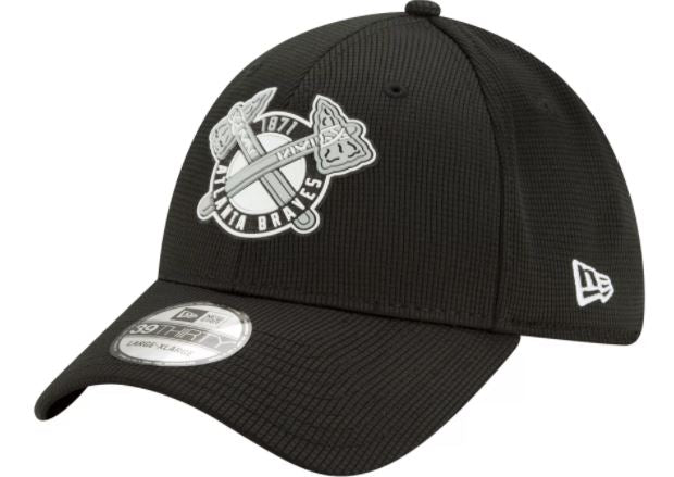 Atlanta Braves - Black 39Thirty Clubhouse Stretch Fit Hat, New Era